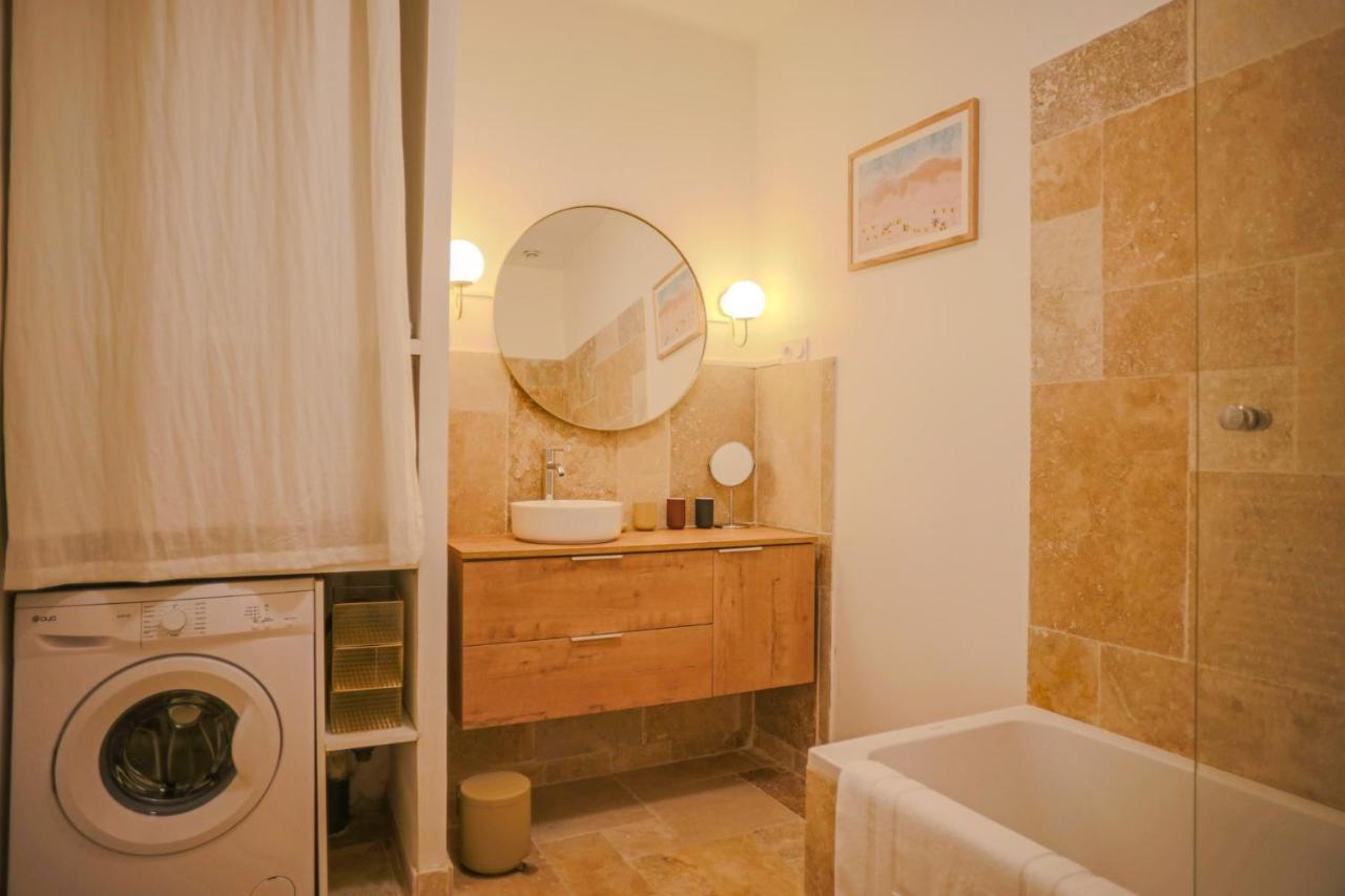 Apartment Cocon A Proche De L'arsenal. 10mn A Pied Du Centre *